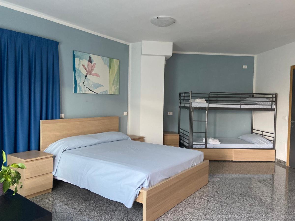 Hotel Santa Giulia Кастенедоло Экстерьер фото