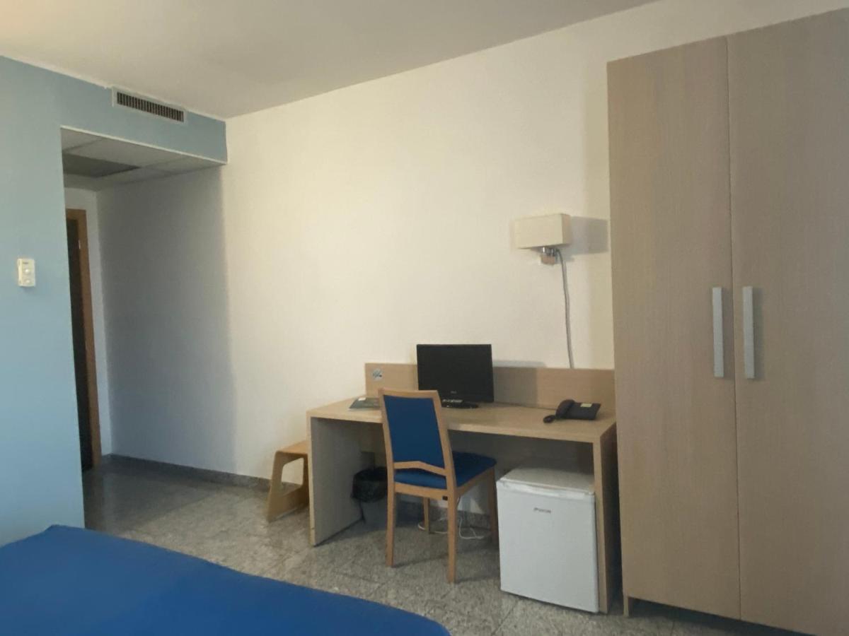 Hotel Santa Giulia Кастенедоло Экстерьер фото